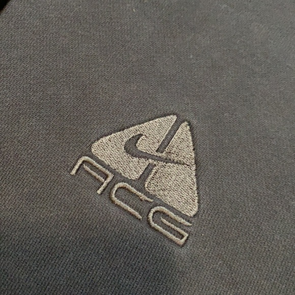 Y2K Nike ACG Lungs Hoodie - Picture 3 of 7